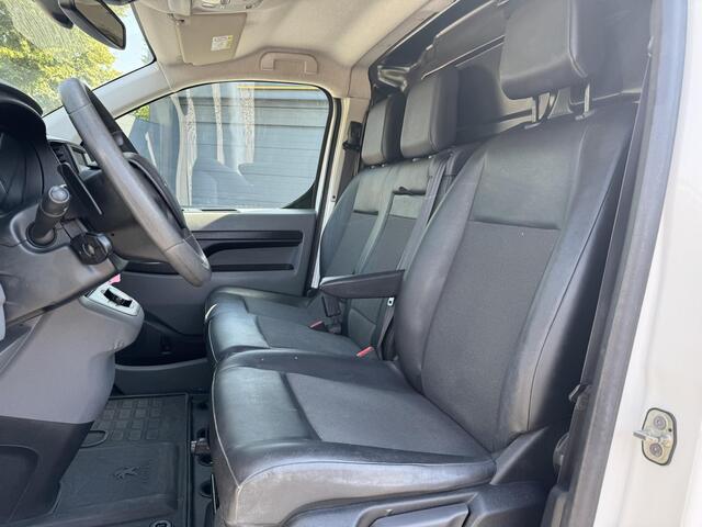 Peugeot EXPERT 231L 2.0 BlueHDI 180 Premium Automaat,3 Zitplaats,1e Eigenaar,Airco,Cruise,Camera,PDC,Halfleder,Zijschuifdeur,177pk,Trekhaak,APK tot 04-2025