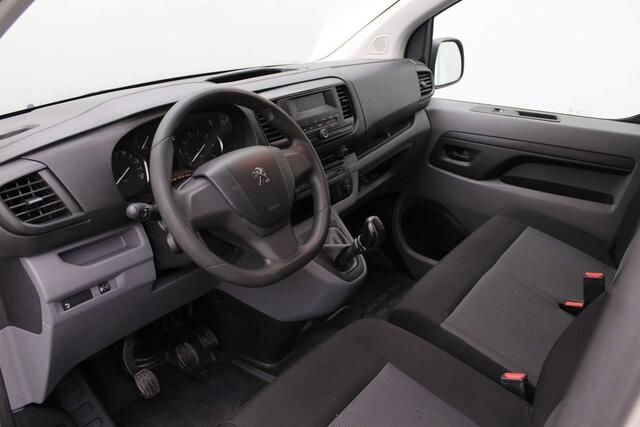 Peugeot EXPERT 226C 1.6 BlueHDI 95 Pro 2017 | Dealeronderhouden | Airco | Cruise Control | Boekjes | Parkeersensoren | Elektrische Ramen | 2 Sleutels | Nationale Autopas