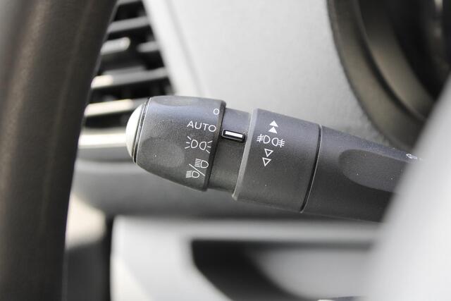 Peugeot EXPERT 231L 2.0 BlueHDI 150 DC Premium | 5-zits | Imperiaal | Betimmering | Rijklaarprijs