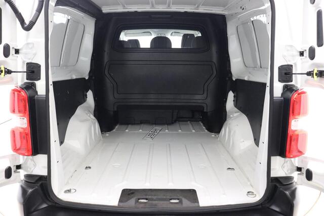 Peugeot EXPERT 2.0 BlueHDI 120 Long Premium DC 122pk | 5 Persoons | Navigatie | Airco | Cruise Control | Trekhaak | Bluetooth | Weinig Kilometers
