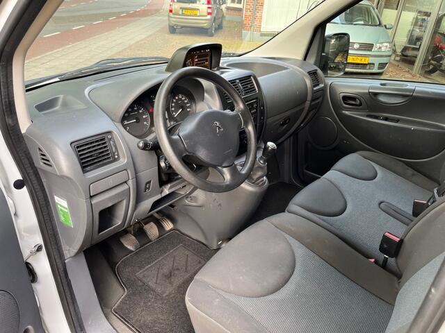 Peugeot EXPERT 227 1.6 HDI L1H1 NAV 3 Zits