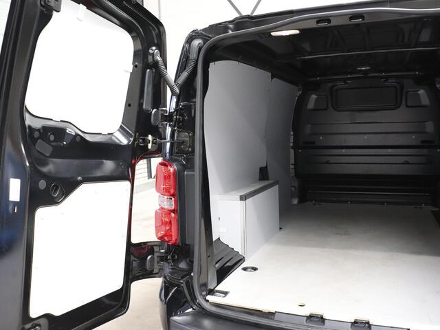 Peugeot EXPERT 2.0 BlueHDI 145PK L3 Automaat Airco Navigatie Trekhaak Cruise Control