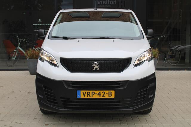 Peugeot EXPERT 1.5 BlueHDI 120-PK Standard Premium 3-Zits, Airco, Navigatie, Achteruitrijcamera en Betimmering .
