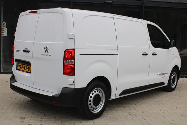 Peugeot EXPERT 1.5 BlueHDI 120-PK Standard Premium 3-Zits, Airco, Navigatie, Achteruitrijcamera en Betimmering .