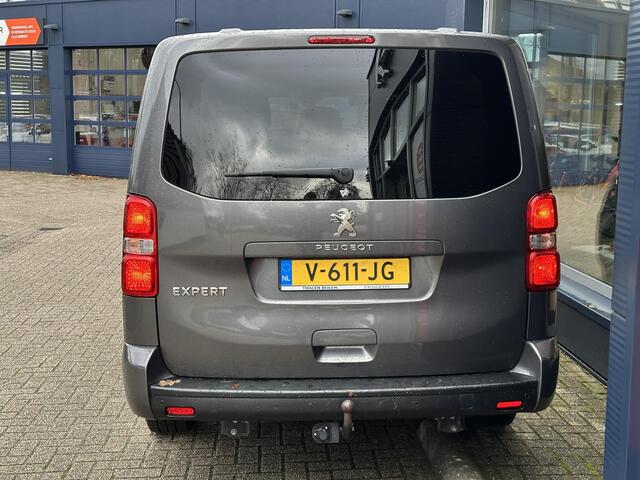 Peugeot EXPERT 231L 2.0 BlueHDI 120 PK Dubbele Cabine | Complete Uitvoering | BPM Vrij | Dubbele Schuifdeuren | Navigatie | Trekhaak | 1e Eigenaar | Apple Carplay | Parkeersensoren | Lichtmetalen Velgen | Climate Control |