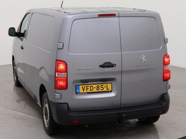 Peugeot EXPERT 2.0 BlueHDI 150pk L2 Premium Navigatie Apple Carplay/ android Auto Trekhaak Cruise control Airco Euro6