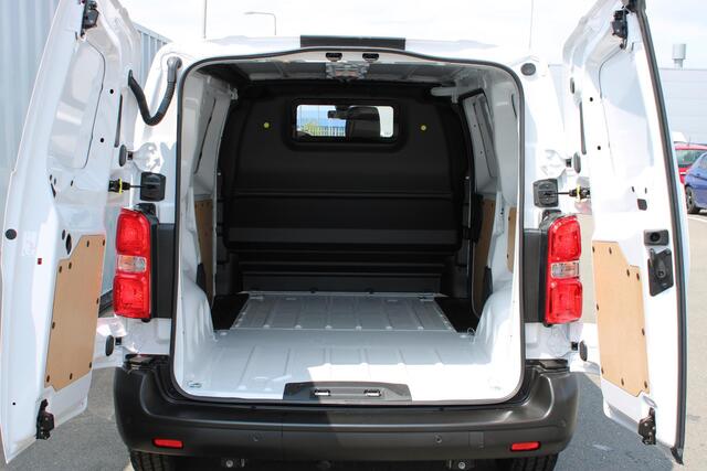 Peugeot EXPERT 2.0 BlueHDi 145 L2 Camera / Navigatie