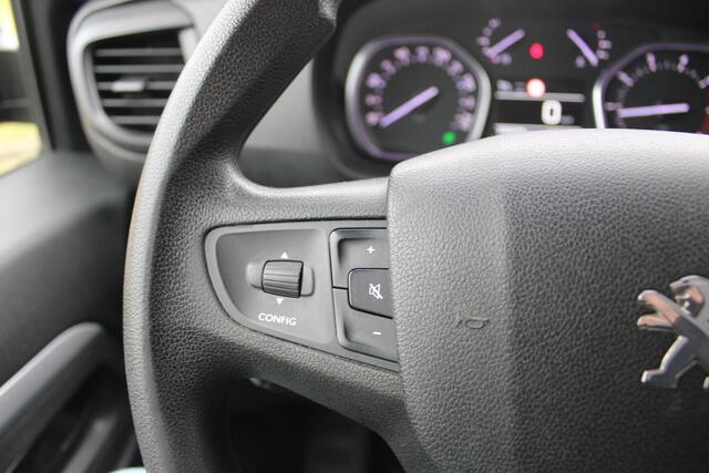 Peugeot EXPERT 231Lang 2.0 BlueHDI 120 Dubbele Cabine Premium | Trekhaak 2500 KG Trekgewicht | Airco | Camera | Navigatie | Dodehoek detectie | Cruise Control |