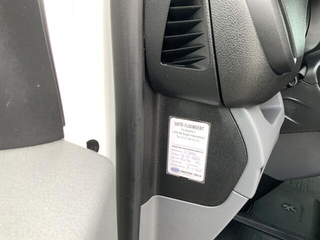 Peugeot EXPERT 227C 2.0 BlueHDI 150 Premium Pack Airco Cruise Camera Alu Velg Trekhaak 2300 kg Euro 6