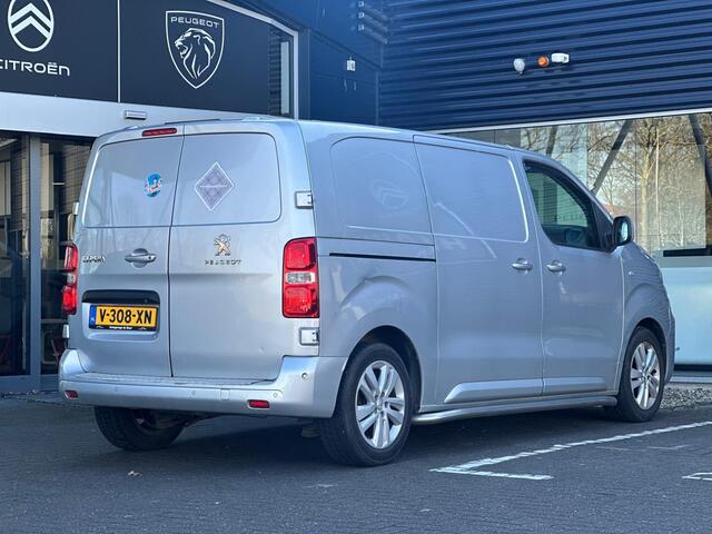Peugeot EXPERT 227S 2.0 BlueHDI 180pk automaat Premium Pack | Wij verkopen de auto zoals je hem ziet op de foto's! Technisch goed maar optisch minder | Grip Control | Navigatie | Parkeercamera/-sensoren | Apple Carplay/Android Auto | Climate Control | Keyless Entry/Star