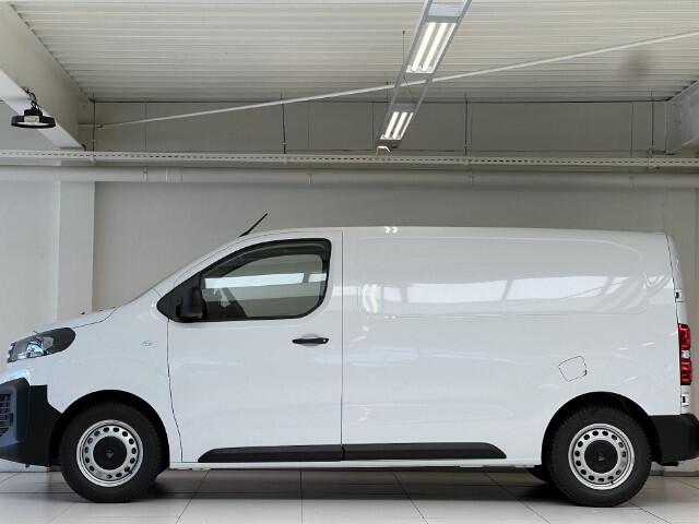 Peugeot EXPERT L2 145 Pk. AUTOMAAT | 2,9% rente | navigatie incl. Apple Carplay | trekhaak | camera | parkeersensoren voor & achter | dodehoek detectie | rijklaarprijs