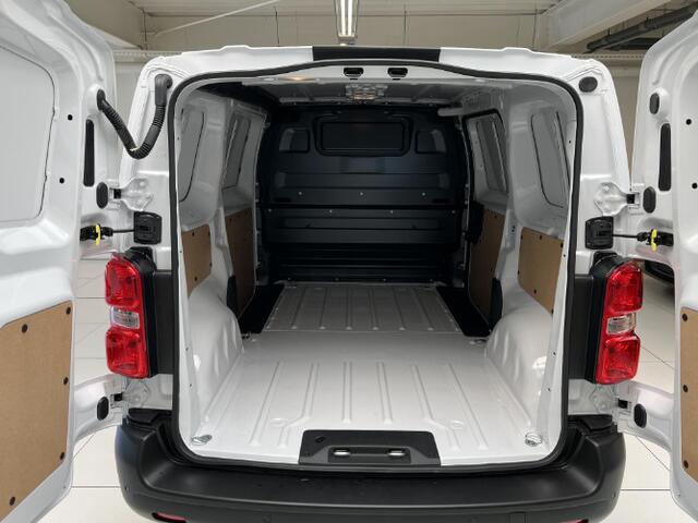 Peugeot EXPERT L2 145 Pk. AUTOMAAT | 2,9% rente | navigatie incl. Apple Carplay | trekhaak | camera | parkeersensoren voor & achter | dodehoek detectie | rijklaarprijs