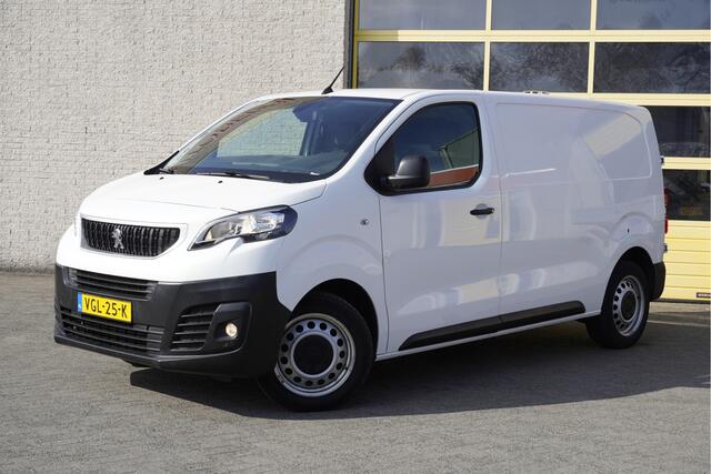 Peugeot EXPERT 2.0 BlueHDI 123PK! Premium BJ2020 Pdc | Navi | Trekhaak | App-Connect | Airco | Cruise control | Stuurbekrachtiging | Tussenschot met raam | Achterdeuren | Zijdeur | Bankje