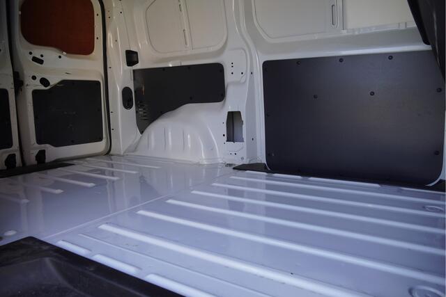 Peugeot EXPERT 2.0 BlueHDI 123PK! Premium BJ2020 Pdc | Navi | Trekhaak | App-Connect | Airco | Cruise control | Stuurbekrachtiging | Tussenschot met raam | Achterdeuren | Zijdeur | Bankje
