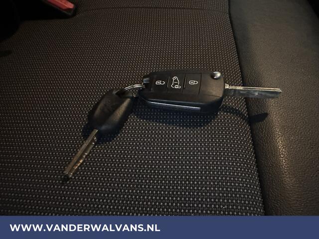 Peugeot EXPERT 2.0 BlueHDI 123pk L1H1 Euro6 Airco | Navigatie | Apple Carplay | Imperiaal | 2500kg Trekhaak Cruisecontrol, Android Auto, Parkeersensoren, Bijrijdersbank