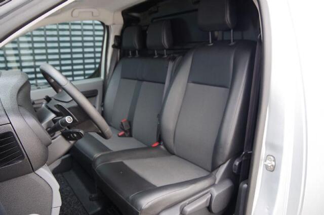 Peugeot EXPERT 231L 2.0 L3 180PK AUT, APK 16-04-2026 NAVI, CRUISE, AIRCO, APPLE CARPLAY/ANDROID AUTO, PARKEERSENSOREN