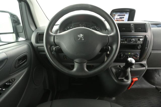 Peugeot EXPERT 227 1.6 HDI L1H1 Airco Cruise Trekhaak Navigatie Parkeersensoren Elektrpakket