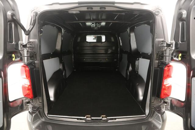 Peugeot EXPERT 2.0 HDI L2H1 180PK Automaat 360 Camera Airco Carplay Trekhaak 17"LMV LED 3 Persoons Cruise PDC