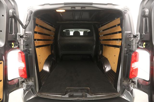 Peugeot EXPERT 231L 2.0 BlueHDI L3H1 | 150PK | Dubbele Cabine | 5 Persoons | LED Airco Cruise Camera Carplay Trekhaak Navi PDC Leder 2x Schuifdeur 17"LMV