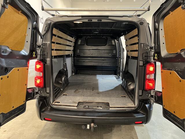Peugeot EXPERT 2.0 BlueHDI Long Premium 180 PK Automaat / Euro 6 / Airco / Cruise Control / Navigatie / CarPlay / Trekhaak / PDC / Imperiaal / 3-Zits 90.000 KM !!