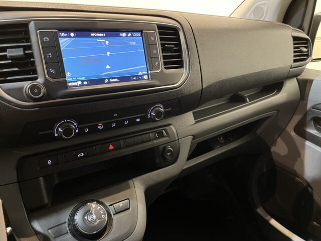 Peugeot EXPERT 2.0 BlueHDI Long Premium 180 PK Automaat / Euro 6 / Airco / Cruise Control / Navigatie / CarPlay / Trekhaak / PDC / Imperiaal / 3-Zits 90.000 KM !!