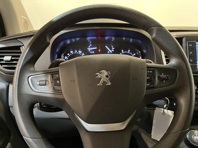 Peugeot EXPERT 2.0 BlueHDI Long Premium 180 PK Automaat / Euro 6 / Airco / Cruise Control / Navigatie / CarPlay / Trekhaak / PDC / Imperiaal / 3-Zits 90.000 KM !!