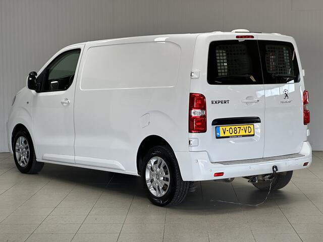 Peugeot EXPERT 231S 2.0 BlueHDI 120 Premium Pack/ Trekhaak/ Zij-Schuifdeur rechts/ 3-Zitplaatsen voor!/ Camera/ Half-Leder/ Bumpers in kleur/ Apple + Android/ Navi/ Airco/ Cruise/ Bluetooth/ Armsteun/ Multi. Stuur/ Mistl./ PDC/ LED Dagrijver