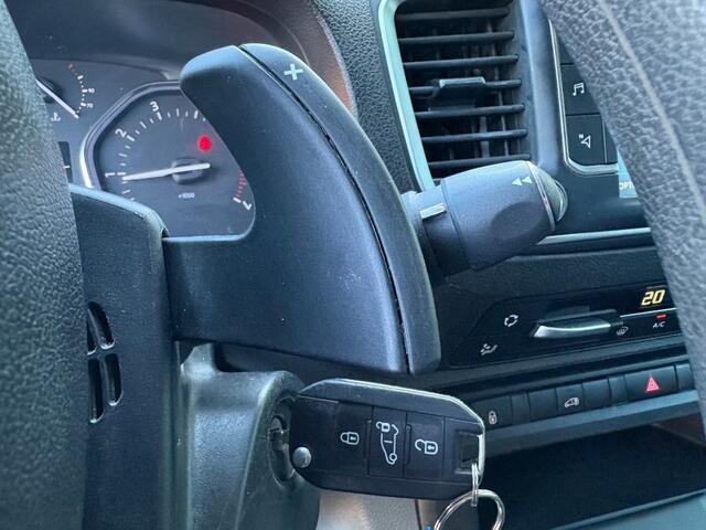 Peugeot EXPERT 2.0 HDI 180pk Automaat, CarPlay, Navi, Camera, Cruise, TrHaak