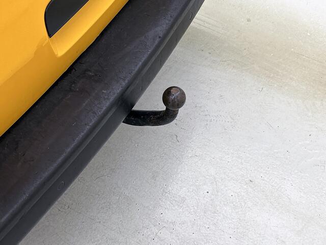 Peugeot EXPERT 2.0 HDI Euro6 123PK L2 Premium / 2xSchuifdeur / Trekhaak / Airco / Apk - nieuw