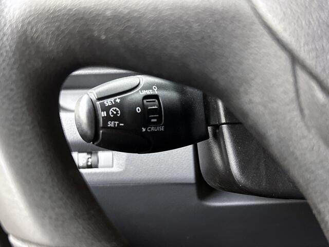 Peugeot EXPERT 2.0 HDI Euro6 123PK L2 Premium / 2xSchuifdeur / Trekhaak / Airco / Apk - nieuw