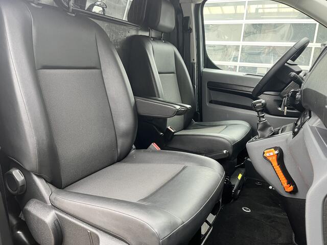 Peugeot EXPERT 1.5 BlueHDI Marge BTW en BPM vrij!! Airco Cruise controle Navigatiesysteem 2-Persoons Parkeerhulp achter Apple carplay 1e eigenaar Euro 6 Bpm en Btw vrij voor particulier gebruik !!