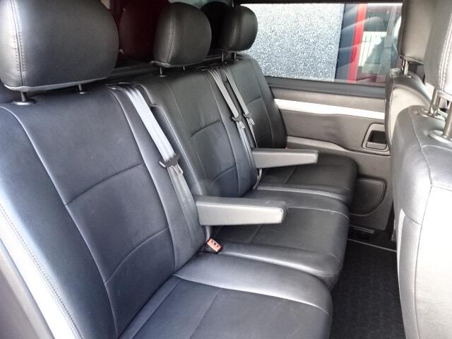 Peugeot EXPERT 231L 2.0 BlueHDI 180 DC Premium 180 PK LEER