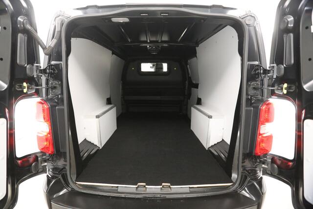 Peugeot EXPERT 2.0 BlueHDI 180PK L3H1 | Aut. | Airco | Cruise | Camera | Carplay | HuD | 3 Zits | Trekhaak