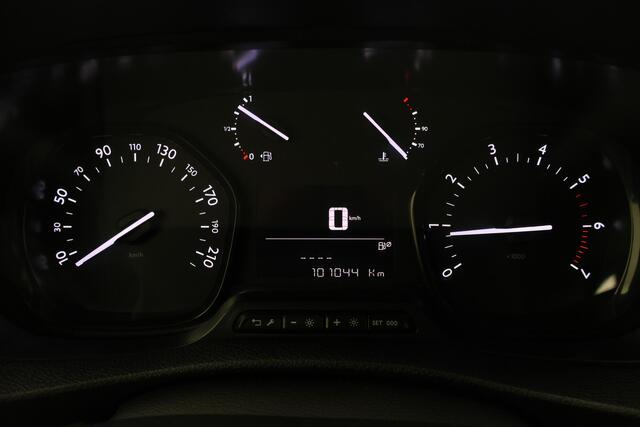 Peugeot EXPERT 2.0 BlueHDI 145 L3H1 Long Premium 3-zits, Apple Carplay, Cruise, Airco, PDC