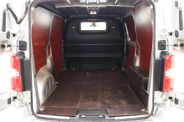 Peugeot EXPERT 227S 2.0 BlueHDI Premium Pack 180 Pk | 2-Zits | Automaat | Grip Control | Navigatie | Airco | Trekhaak | Cruise Control | Laadvloer