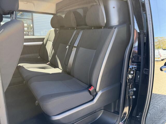 Peugeot EXPERT 2.0 BlueHDI 177pk automaat S&S L3H1 DC 5 persoons / vaste prijs rijklaar ¤ 27.950 ex btw / lease vanaf ¤ 456 / dubbele schuifdeur / euro 6 / bpm vrij / airco / cruise / navi / trekhaak !