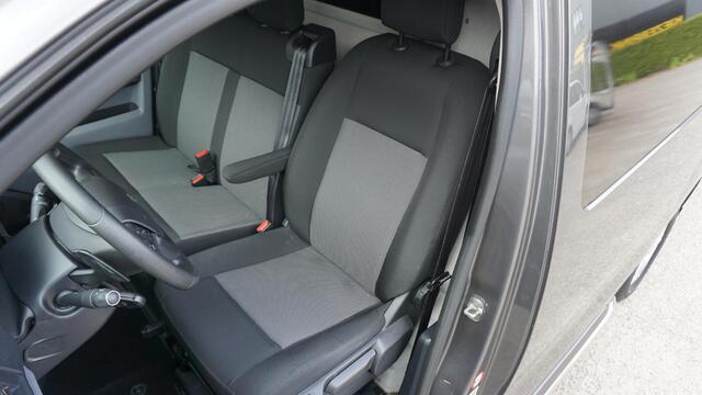 Peugeot EXPERT 2.0 BlueHDI 180pk L3 Automaat 3-Zits Premium Pack *Marge Bus* HUD Xenon Sidebars 16inch LM Trekhaak A-Camera *Zeer Nette Bus*