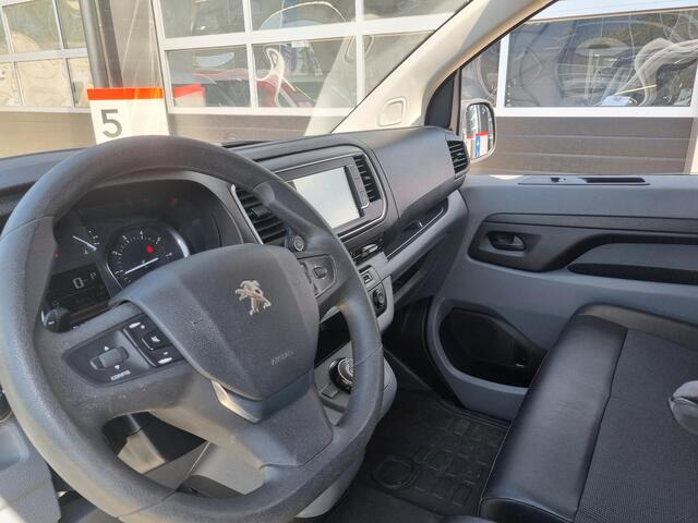 Peugeot EXPERT 2.0 BlueHDI 180 L3-H1 3-Pers. Automaat TREKHAAK / NAVI / CAMERA / AIRCO ECC / CRUISE
