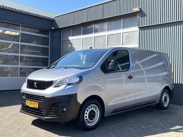 Peugeot EXPERT 1.5 BlueHDI Marge BTW en BPM vrij!! Airco Cruise controle Navigatiesysteem 2-Persoons Parkeerhulp achter Apple carplay 1e eigenaar Euro 6 Bpm en Btw vrij voor particulier gebruik !!