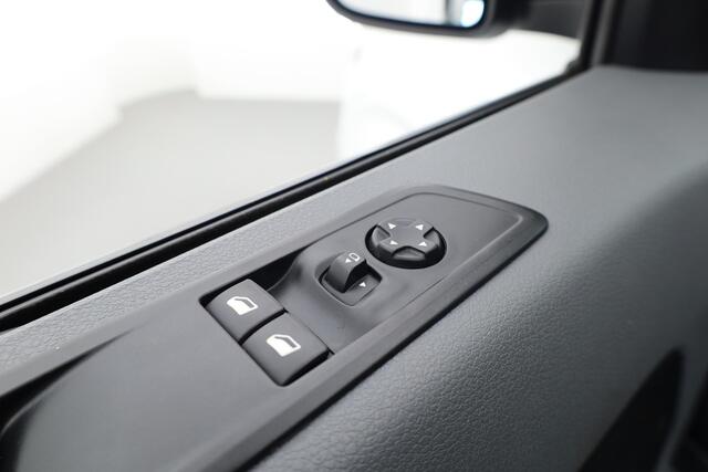 Peugeot EXPERT 2.0 HDI 150pk Long | L3H1 | Premium | Navi | Cruise | Apple Carplay | Camera | Stoelverw.