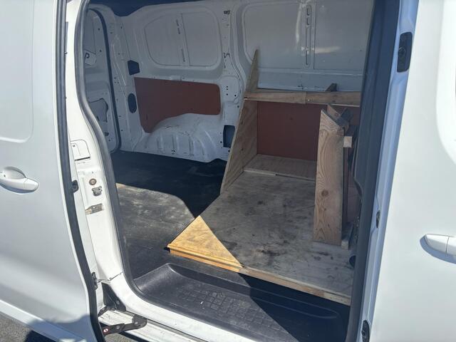 Peugeot EXPERT 226C 1.6 BlueHDI*ECC*CRUISE*NAVI*HAAK*CAM*CARPLAY*