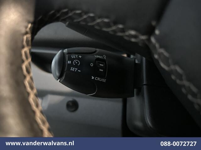 Peugeot EXPERT 1.5 BlueHDI 102pk L2H1 Euro6 Airco | Camera | Navigatie | Imperiaal | Apple Carplay | Cruisecontrol Android Auto, Trekhaak, Parkeersensoren, Bijrijdersbank