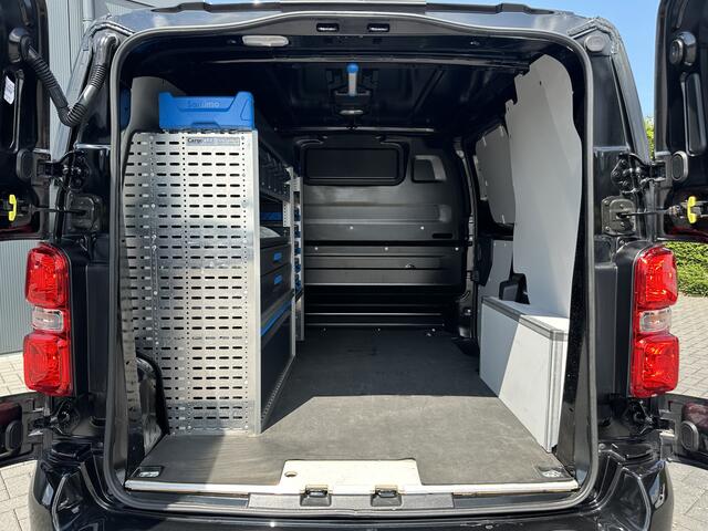 Peugeot EXPERT 1.5 BlueHDI 120 PK URBAN / L1H1 / 1e EIG. / SORTIMO / CAMERA / BLIND SPOT / TREKHAAK / ECC / CRUISE / 17 INCH LM