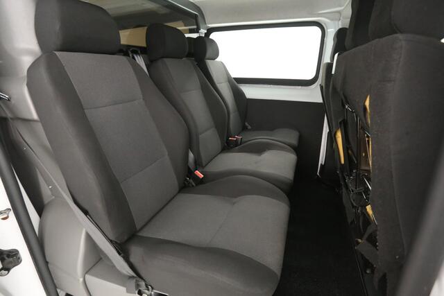 Peugeot EXPERT 2.0 BlueHDI L3H1 180PK | DC | 6 Zits | Automaat | Airco | Cruise | Camera | Carplay | Navi LED