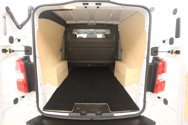Peugeot EXPERT 2.0 BlueHDI L3H1 180PK | DC | 6 Zits | Automaat | Airco | Cruise | Camera | Carplay | Navi LED