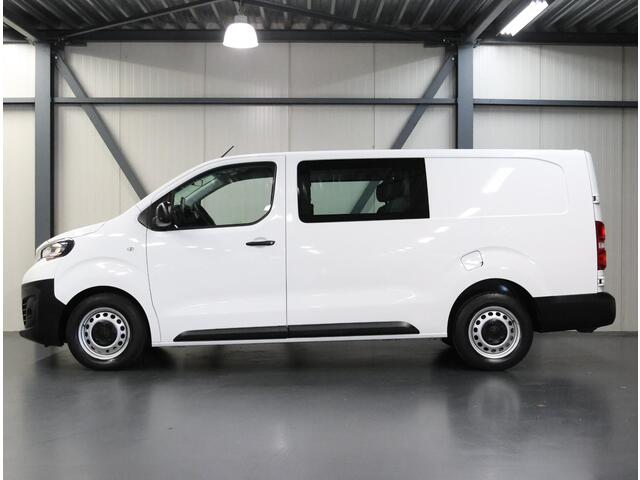 Peugeot EXPERT 2.0 BlueHDI 120PK Premium DC | 1ste Eigenaar | Airco | Cruise Control | Camera | 5 Persoons! | Armsteun | Parkeersensoren | Trekhaak | Laadvloer + Betimmering |