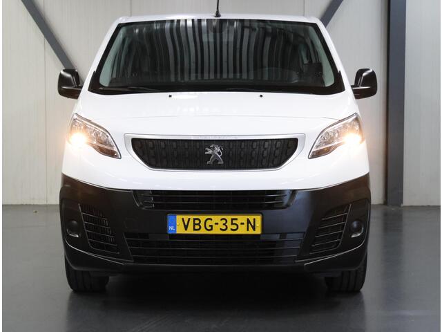 Peugeot EXPERT 2.0 BlueHDI 120PK Premium DC | 1ste Eigenaar | Airco | Cruise Control | Camera | 5 Persoons! | Armsteun | Parkeersensoren | Trekhaak | Laadvloer + Betimmering |