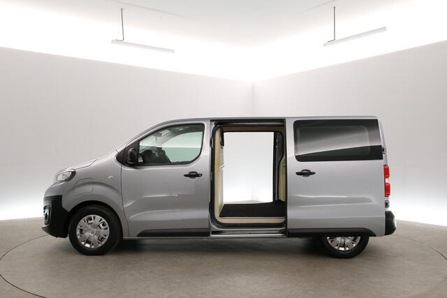 Peugeot EXPERT Elektrisch Standard Pro 75 kWh L2H1 | Snelladen | SOH 90% | Airco | Cruise | Camera | 3 Zits | 2xSchuifdeur | Carplay
