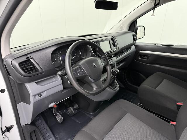 Peugeot EXPERT 2.0BlueHDI 120PK Long Asphalt Dubbele Cabine | 2xSchuifdeur | Navigatie | Camera | Airco | Cruise | Trekhaak