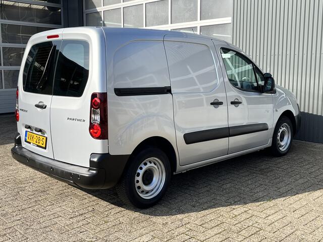 Peugeot PARTNER 120 1.6 BlueHDi 75 L1 10x voorradig Marge Airco Btw / Bpm vij Cruise controle Parkeerhulp achter Navigatiesysteem Dealer onderhouden Euro 6 Ex overheid Bpm en btw vrij voor particulier gebruik!! Marge